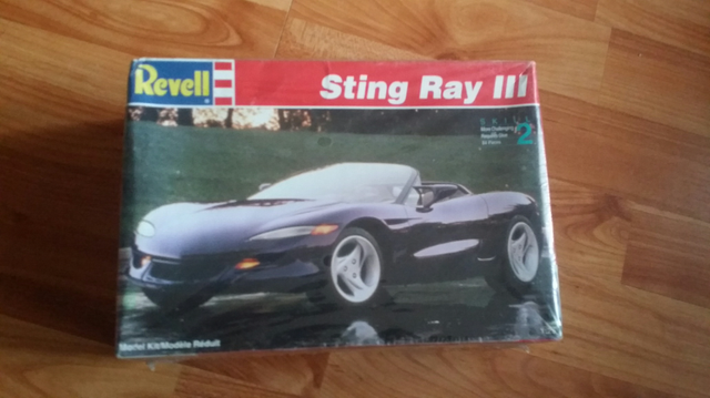 New Sealed Revell Concept Car Kit Sting Ray III in Arts & Collectibles in Oshawa / Durham Region - Image 2