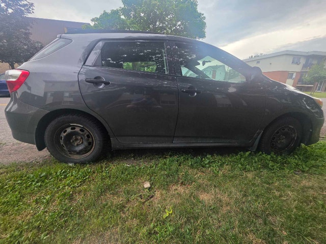 Toyota matrix 2010