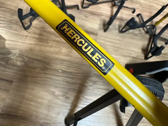 Mini Guitar Stands - Hercules etc - $25 in Guitars in City of Toronto - Image 4