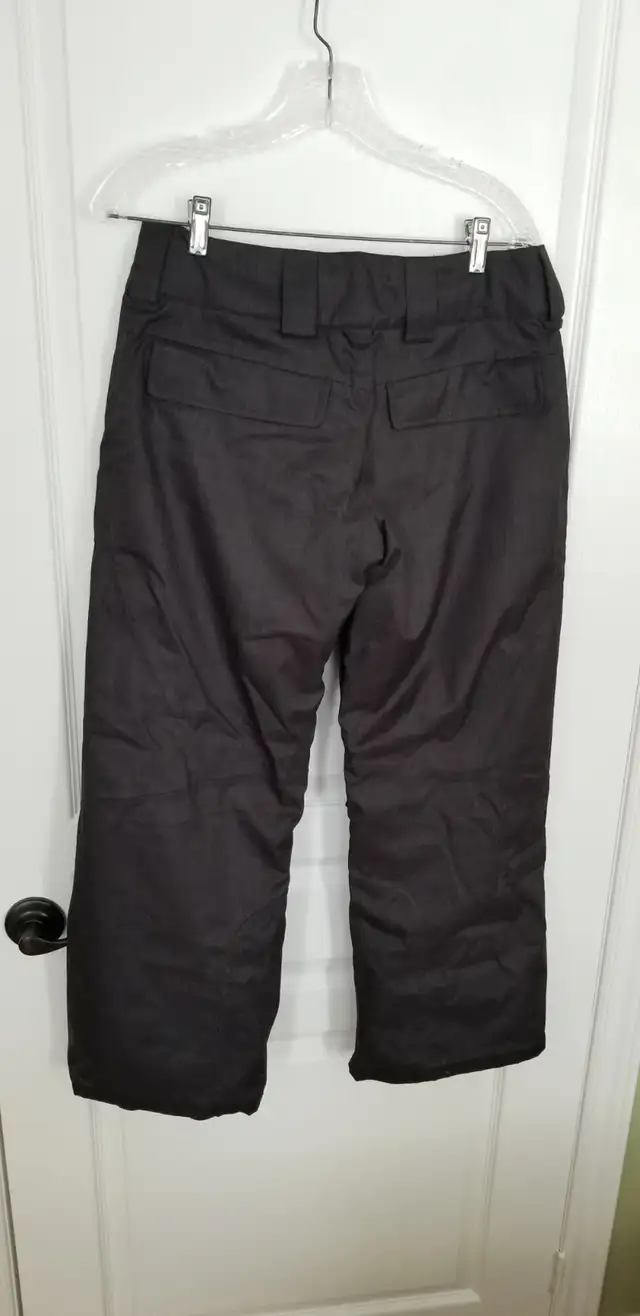 20,000 mm Waterproof/Recco Snow Pants Women's XS-Small in Snowboard in Markham / York Region - Image 6