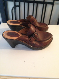 born leather clogs size 9 few scratches $6