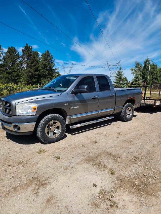 2008 dodge ram 1500 in Cars & Trucks in Markham / York Region