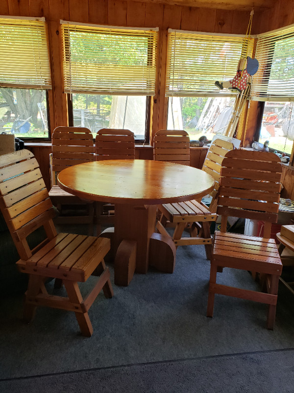NEW PRICE - Cedar Table with 6 Chairs in Dining Tables & Sets in North Bay