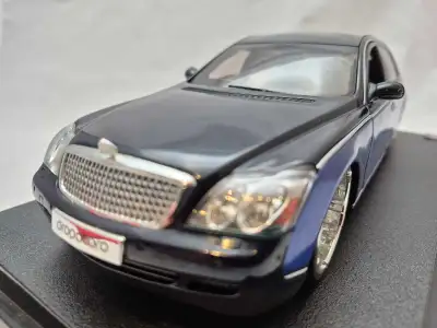 Ultra Rare 2004 Release Mattel Inc. H2261 Daimler Chrysler AG Official Licensed Product 1:18 Diecast...