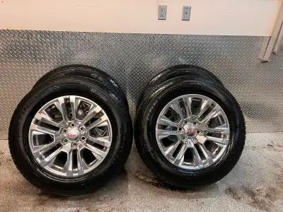 4 Magg GMC 20’’ chômé flambant neuf, jamais utilisé avec 4 pneus de marque Continental Cross Contact...