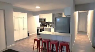 Summer Sublet Available (May–August 2026) $600/month (1 bedroom available) Furnished room available...