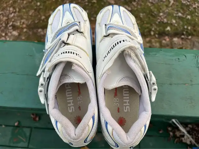 Shimano wr61 womens road cycling shoes clipless us6.5 eu38 ladie in Clothing, Shoes & Accessories in Kingston - Image 3