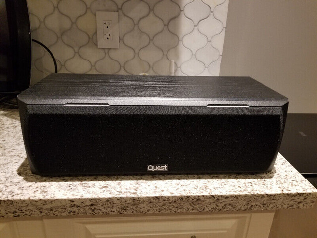 Quest QC5 Center Channel Speaker in Speakers in Mississauga / Peel Region