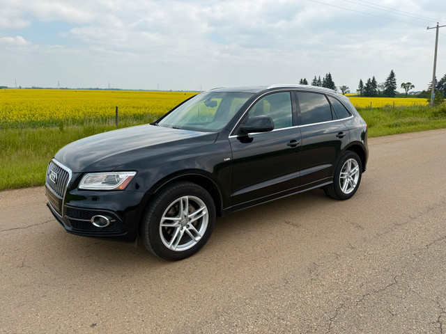 2014 Audi Q5 S-Line Top Trim in Cars & Trucks in Edmonton