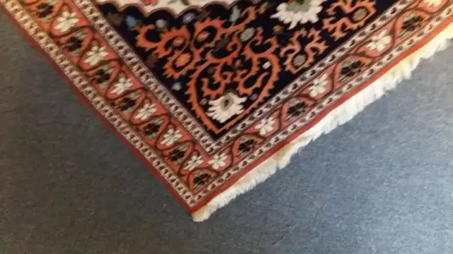 VERY FINE PERSIAN RUG in Rugs, Carpets & Runners in Markham / York Region - Image 6