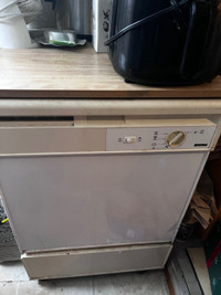 Portable dishwasher 