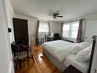Fully Furnished Room for Rent