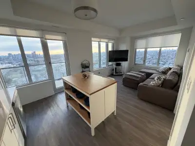 Lease Takeover – Luxury 2 Bed / 2 Bath at The Dale (121 Parkdale Ave) Looking for someone to take ov...