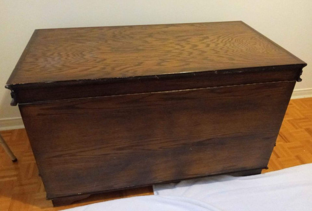 Beautiful Solid Cedar Chest made in the 1970s in Dressers & Wardrobes in Barrie - Image 4