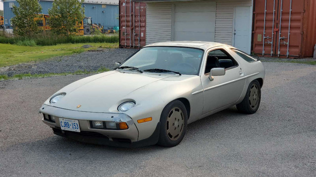 1984 Porsche 928s 5-speed in Classic Cars in Ottawa - Image 2