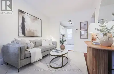 Entire detached home for rent. Furnished! $1000 per bedroom for 3 - 4 people or $3700 for the entire...