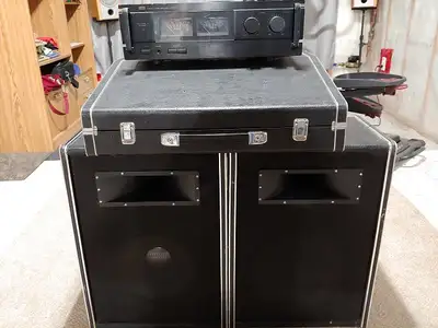 Mega Sound L-200 Stereo Amp - $100 Garnet customized passive Pa Speakers 12" woofer and 3" X 10" hor...