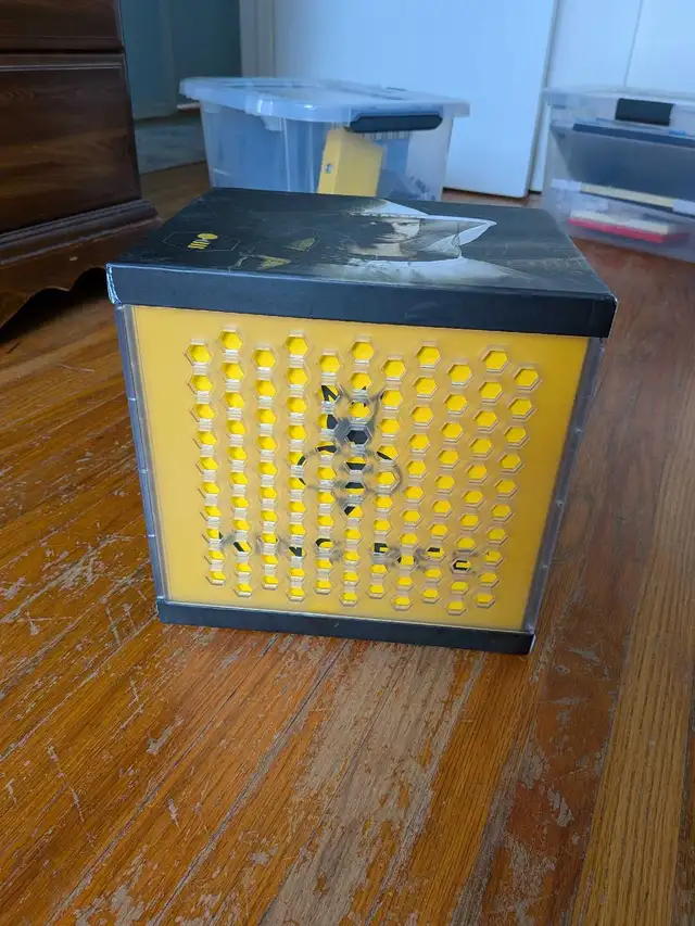 Neat King Bee Condenser microphone in Pro Audio & Recording Equipment in City of Toronto - Image 4