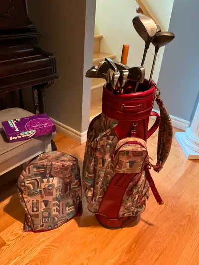 Women’s golf set / Ensemble de golf pour femme, View more