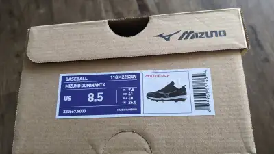 Mizuno Dominant 4 Baseball Cleats - US8.5 - Excellent Condition!, View more