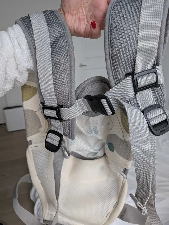 Bebamour Baby Carrier with Hip Seat in Strollers, Carriers & Car Seats in Mississauga / Peel Region - Image 6