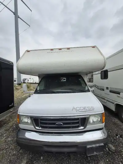 I am offering my 2007 Winnebago Access, a 26-foot model, which includes all necessary amenities such...