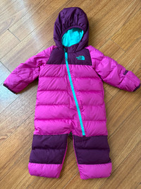 The north face down bunting suit 3-6M