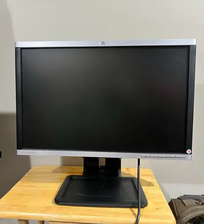 HP LA2205wg 22” Widescreen LCD Monitor, View more