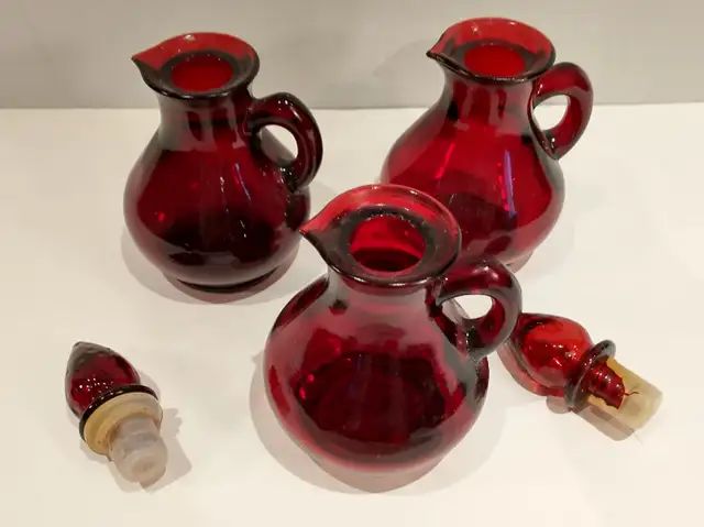 Avon vintage ruby bath oil bottles in Arts & Collectibles in Ottawa - Image 3