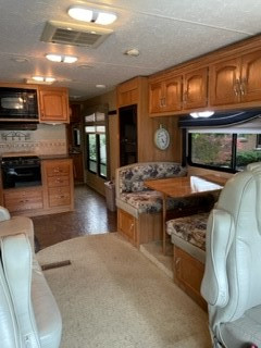 2008 Holiday Rambler Model 315 by Arista (Class A) for Sale in RVs & Motorhomes in Sarnia - Image 4
