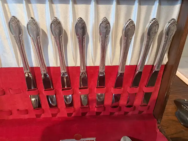 Silverware Set Remembrance65054408997635122
