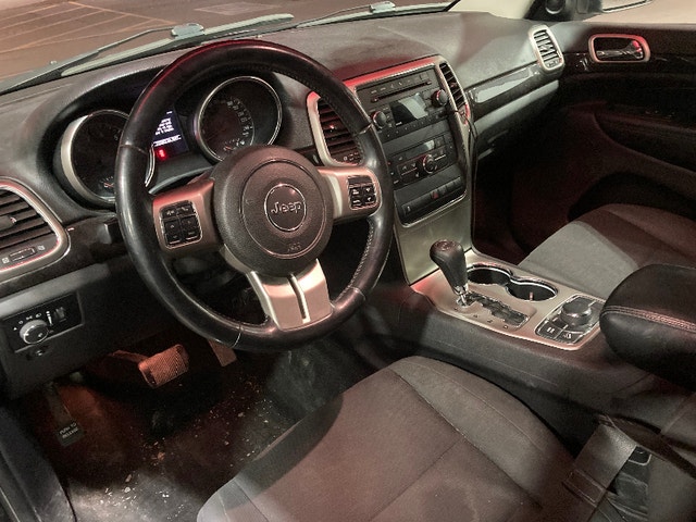 Jeep Grand Cherokee Laredo 2011 full équipe! — photo 3