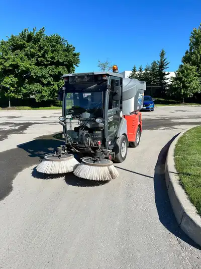Hako city Sweeper Ex City unit ready to go and make money