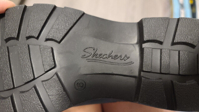 Size 6 - Women's Skechers Waterproof Leather Memory Foam in Other in Kitchener / Waterloo - Image 4