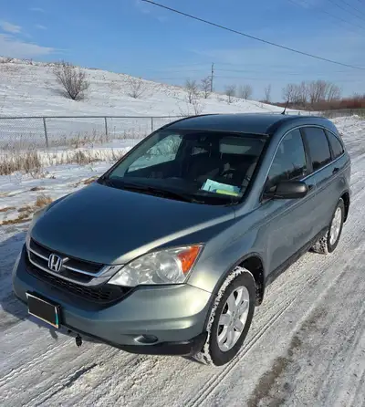Safetied !! READY to Go 2011 Honda CRV LX -Runs & Drives Great - Clean Title- 215k kms Mostly Highwa...