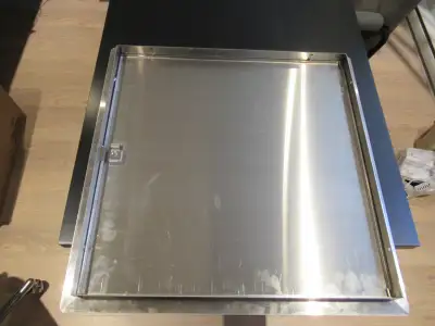 PORTE D'ACCÈS 24''X24'' EN ACIER INOXYDABLE, View more