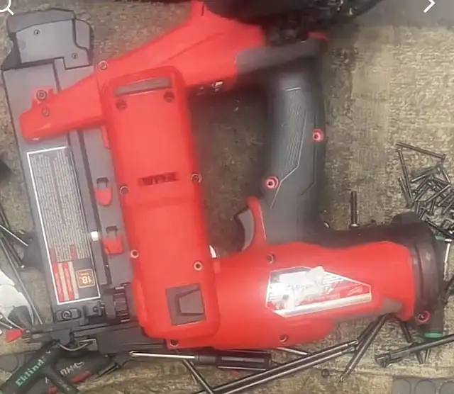 Nailer Repair Service – Milwaukee, DeWalt &