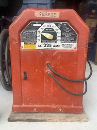 Lincoln AC 225 Welder