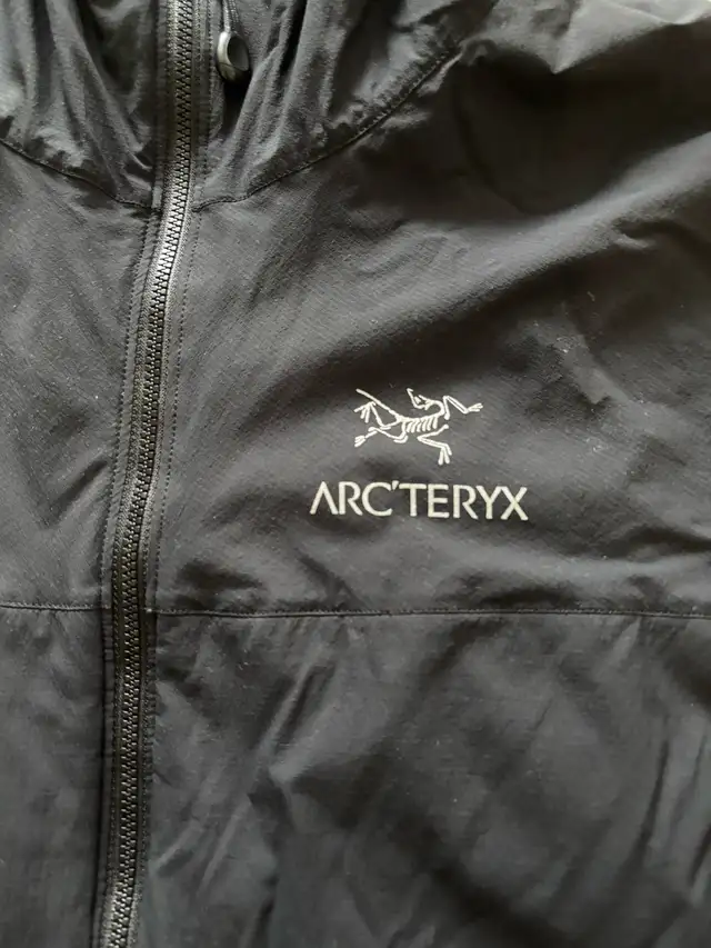 Arcteryx men Atom LT hoody in Men's in City of Toronto - Image 5