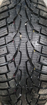 215/55R17 Pneus d'hiver