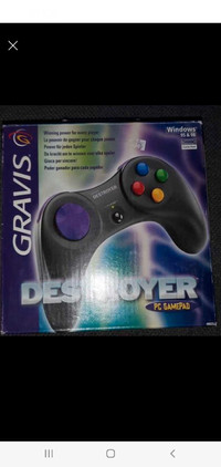 Gravis Destroyer PC Gamepad for Windows 95/98 NEW