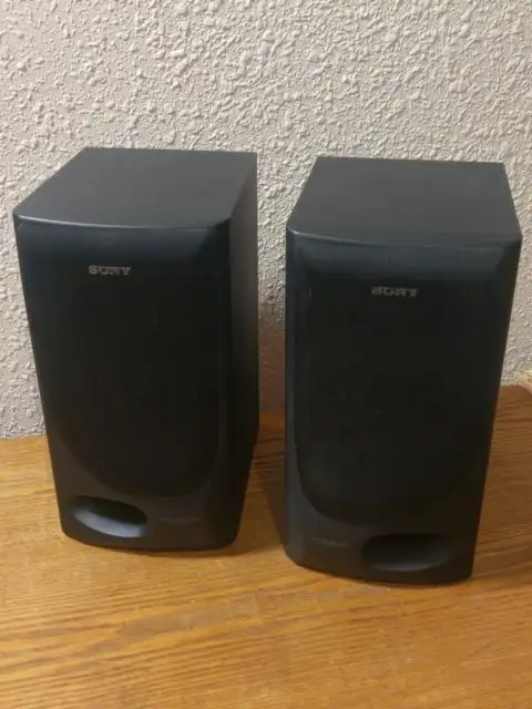 Pair Of Sony SS-M55 Surround Sound Speakers 6Ω 60W Max L + R in Other in Markham / York Region - Image 2