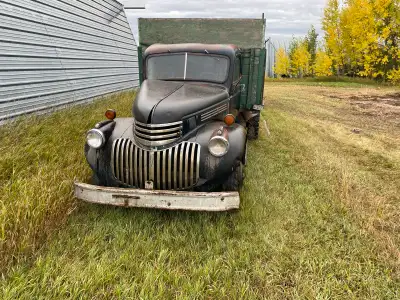 Chev and ford trucks for sale not running been sitting in shed for years. Call 3065678509