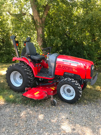2017 Massey 1526 Tractor with Belly Mount Mower