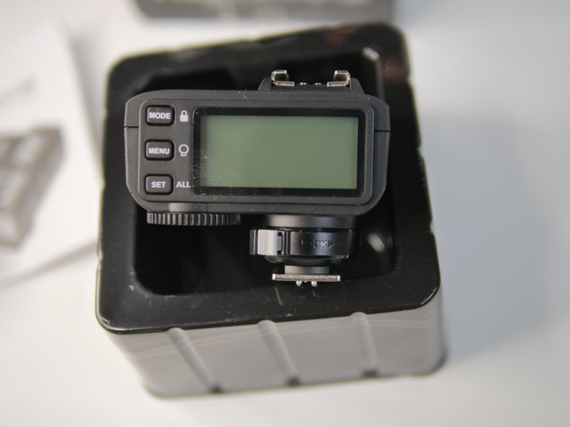 GODOX X2T-C TTL Wireless Bluetooth Flash Trigger for Canon in Cameras & Camcorders in Hamilton - Image 2