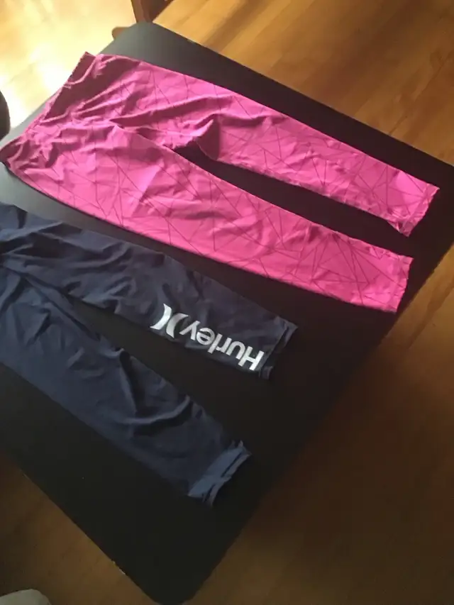 2 paires de leggings pour fillette gr:7/8 très propre in Kids & Youth in Longueuil / South Shore - Image 3