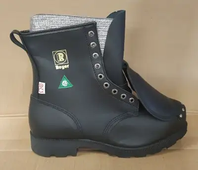 New, unused. Made in Canada Steel Toe Waterproof Black Leather External Metatarsal Green Patch Insul...