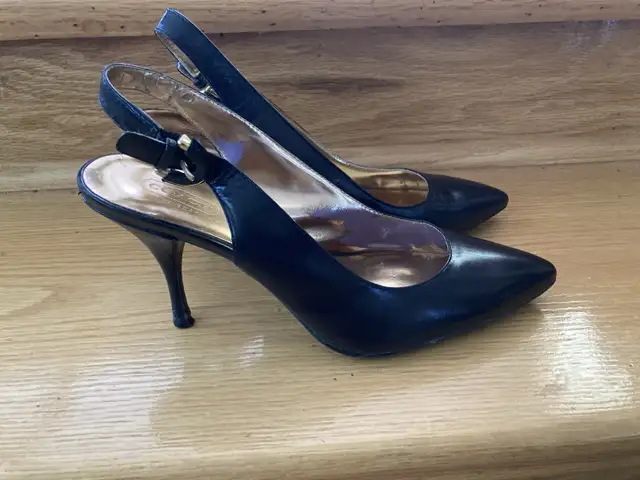 Soulier Coach, 6,5US in Women's - Shoes in City of Montréal - Image 4