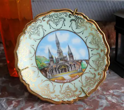 Delicate Decorative Small Plate, View more