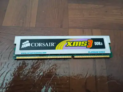 CORSAIR XMS3 2GB DDR3 1333 (PC3 10666) Memory, View more